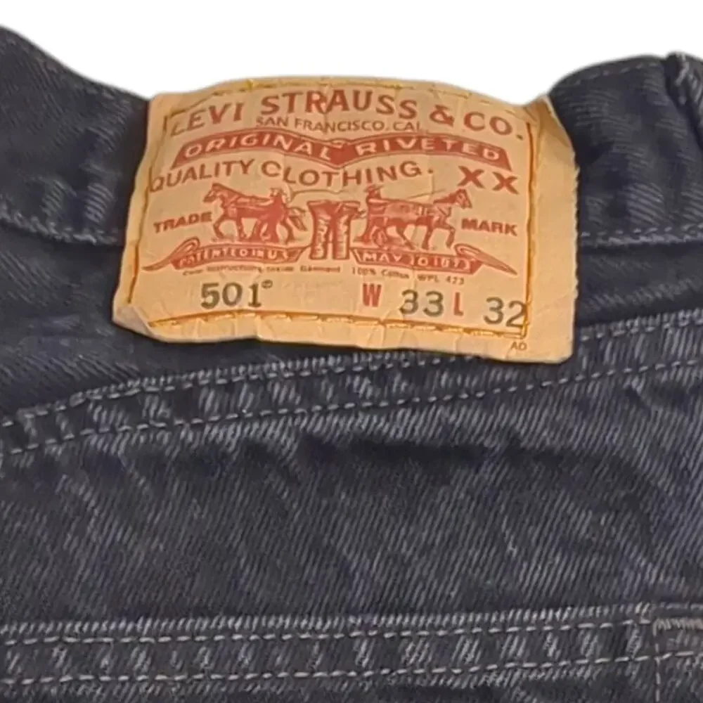 Levi's 501 Jeans Mens W33 L32 Black Wash Denim Button Fly Straight Leg Blank Red